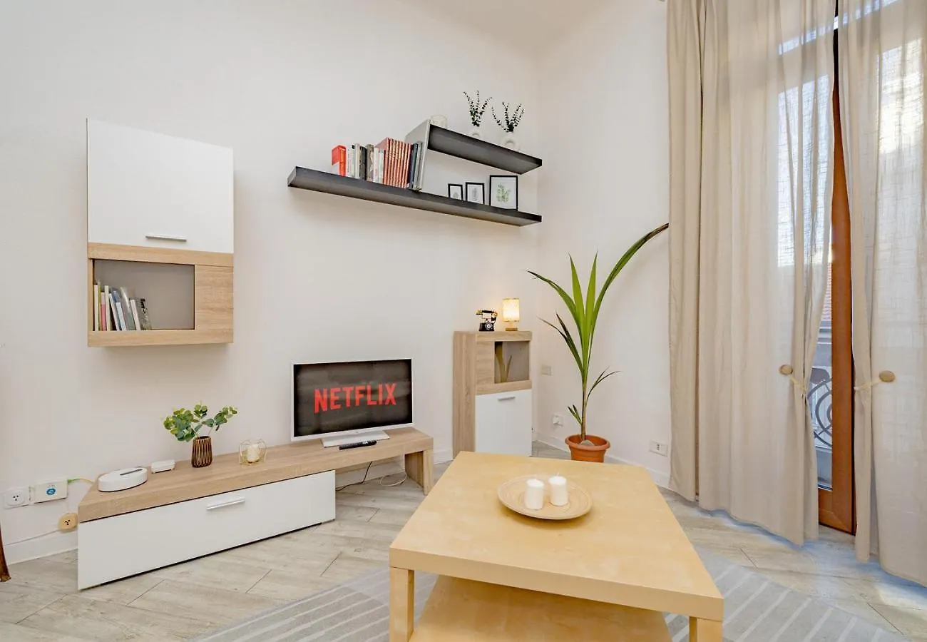 Apartment Turrohouse-Duomo 12 Minutes Away