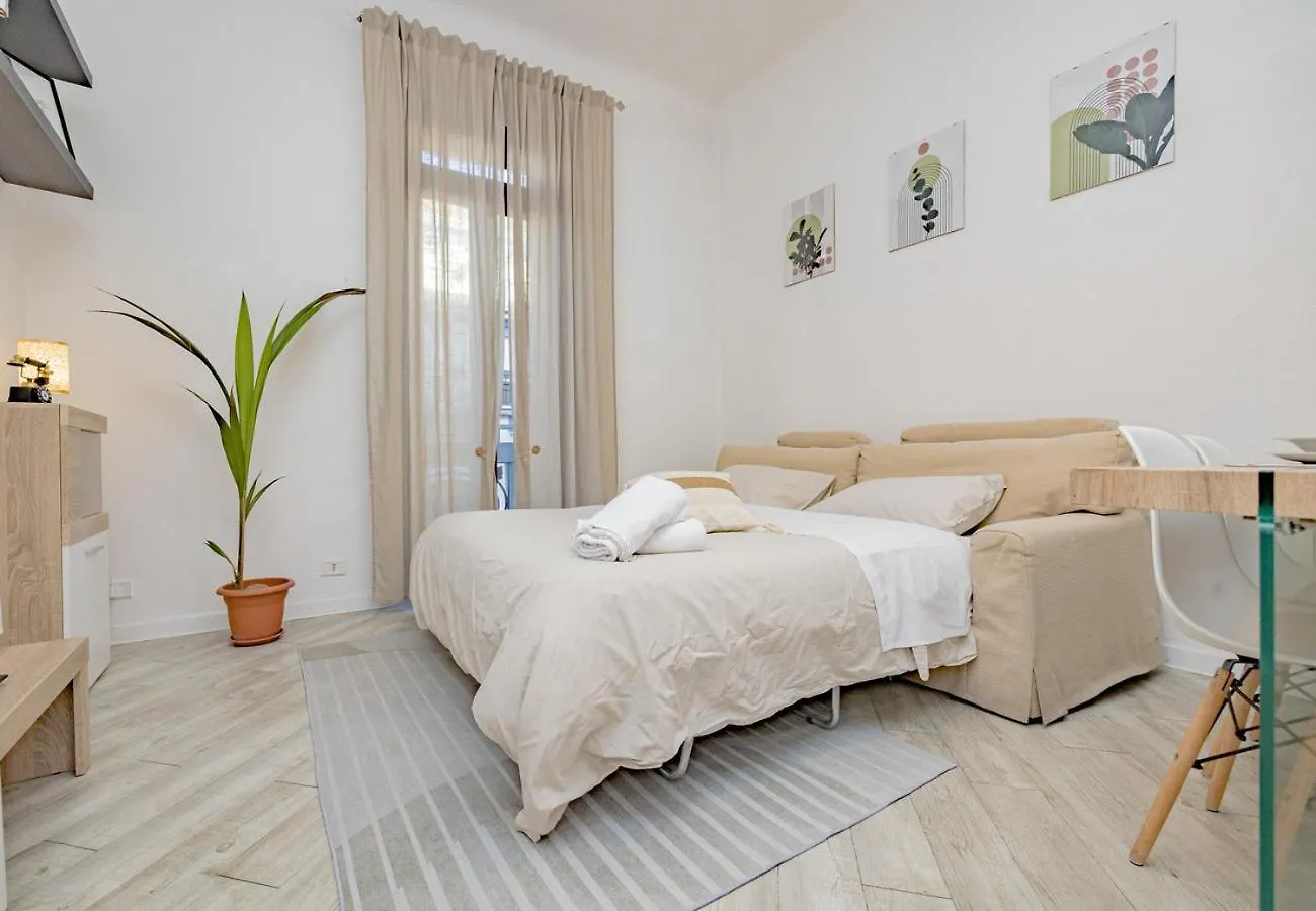 Turrohouse-Duomo 12 Minutes Away Apartment Milan